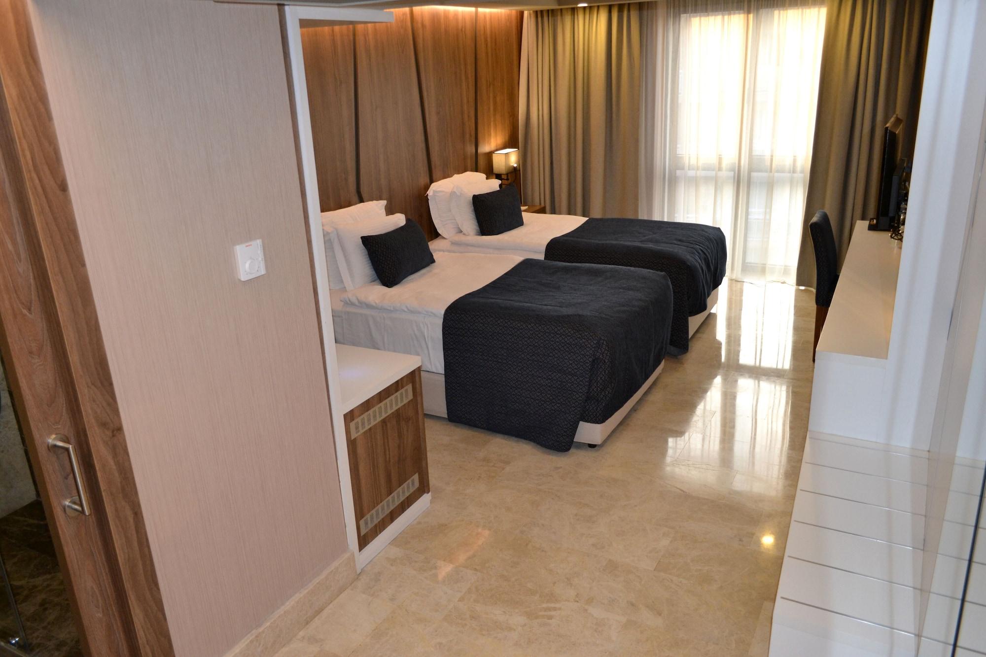 Extenso Hotel Gaziemir Екстер'єр фото