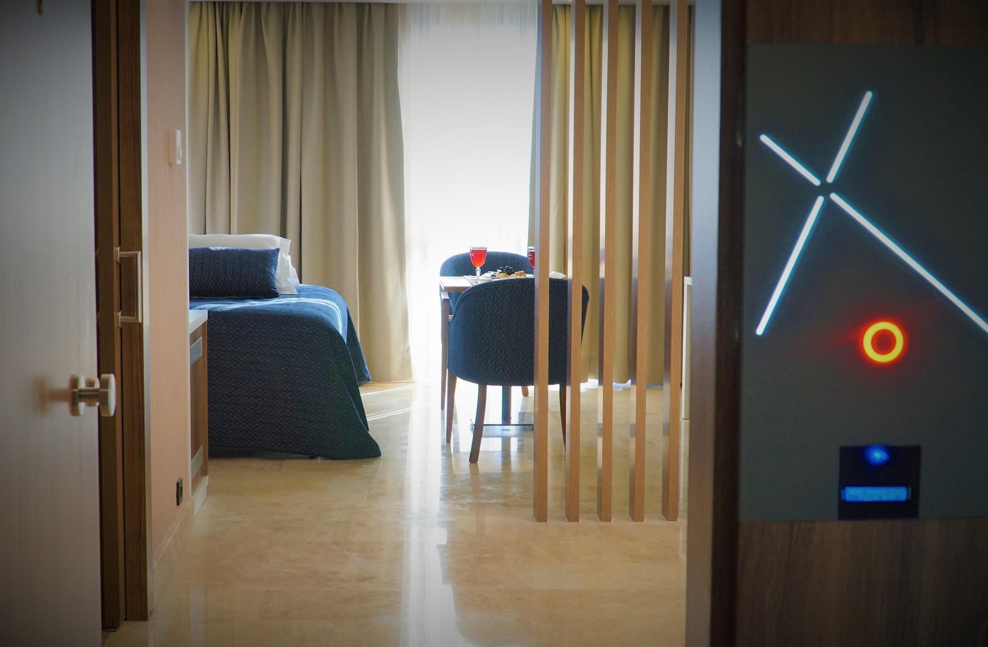 Extenso Hotel Gaziemir Екстер'єр фото