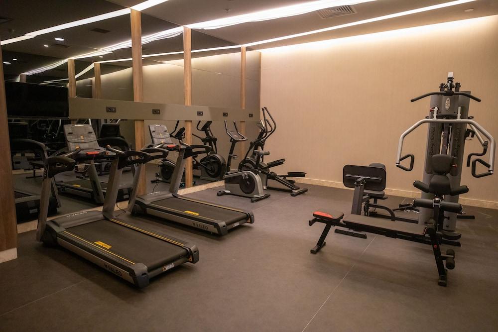 Extenso Hotel Gaziemir Екстер'єр фото