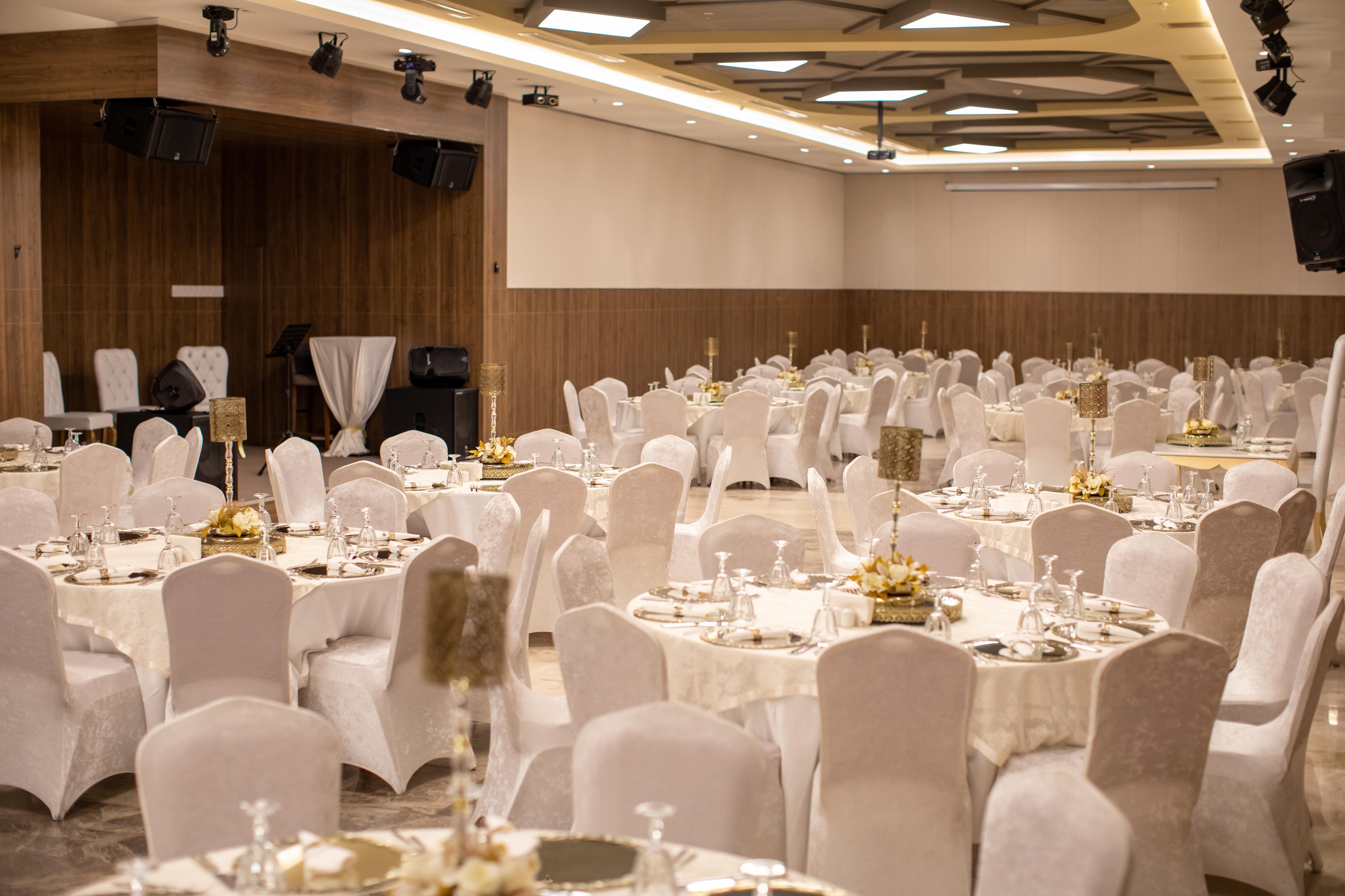 Extenso Hotel Gaziemir Екстер'єр фото