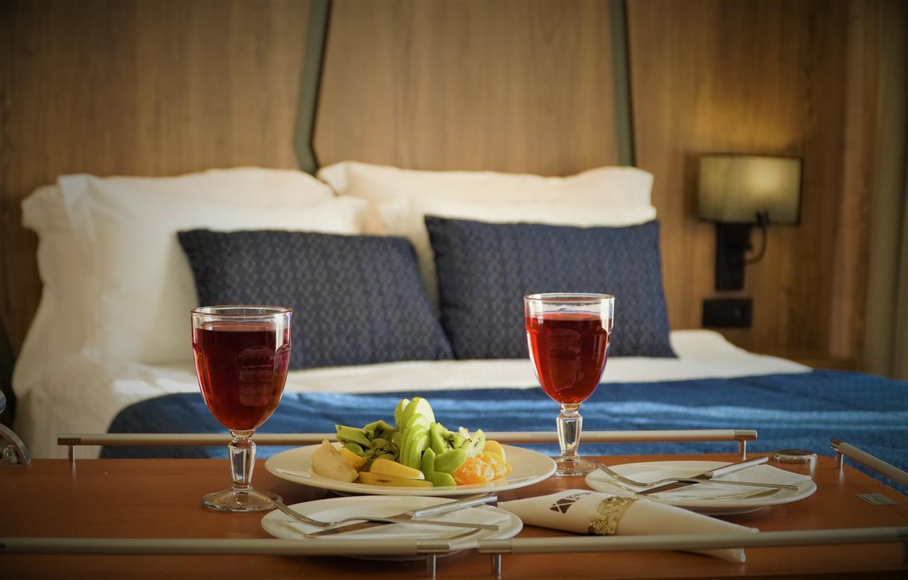 Extenso Hotel Gaziemir Екстер'єр фото