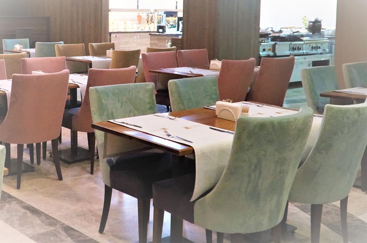 Extenso Hotel Gaziemir Екстер'єр фото