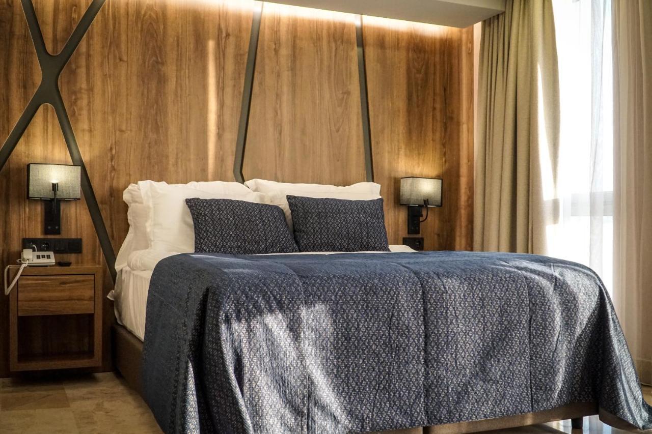 Extenso Hotel Gaziemir Екстер'єр фото