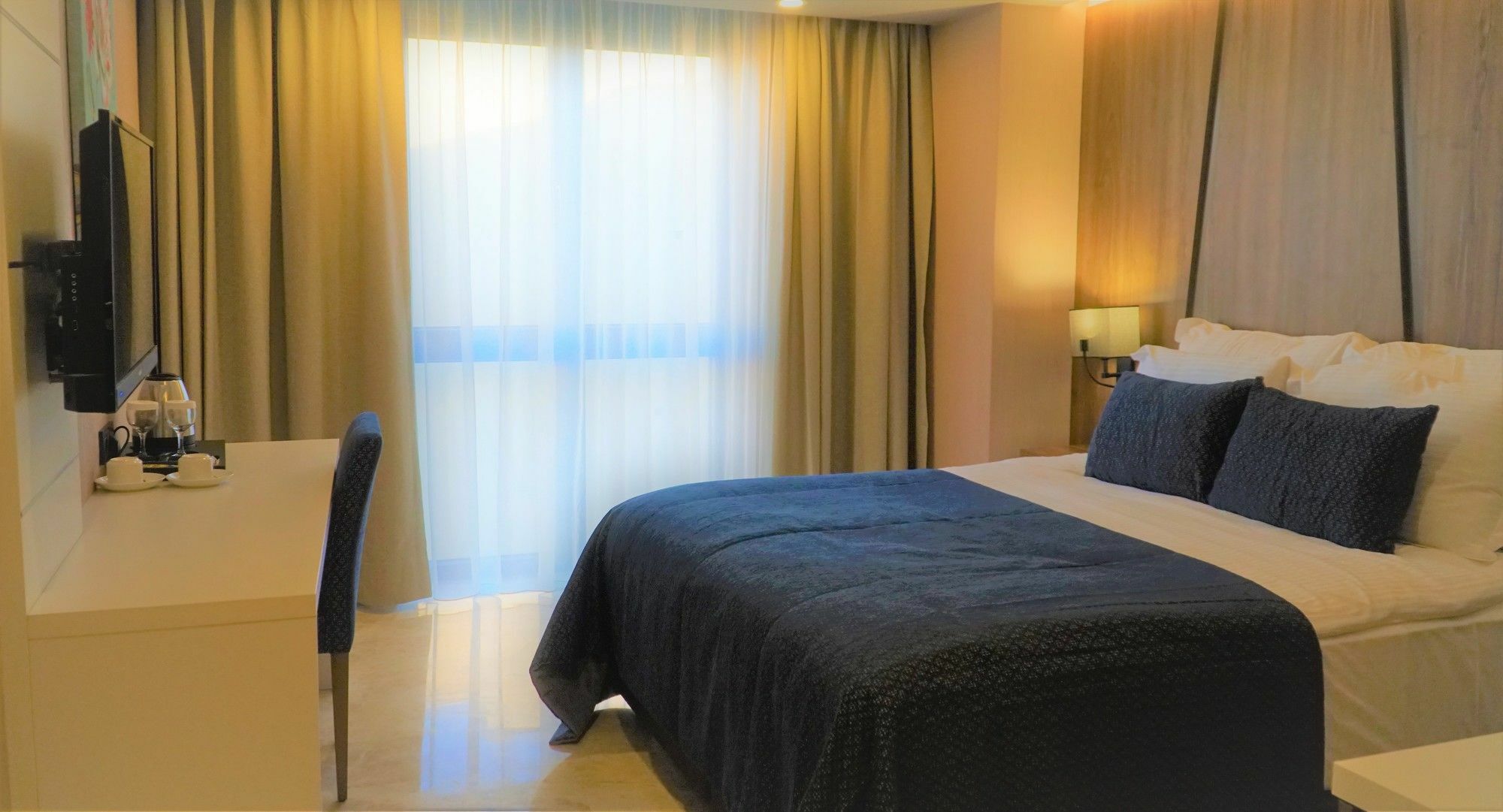 Extenso Hotel Gaziemir Екстер'єр фото